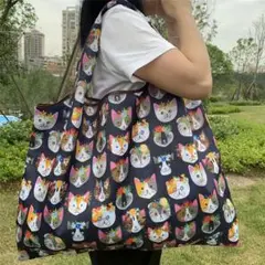 大容量折りたたみトートバッグ エコバッグ　ナイロン素材 軽量 猫ちゃん