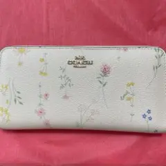 COACH 花柄 長財布