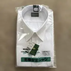 半袖ワイシャツ