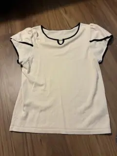 JAYRO クリーム色の半袖トップス