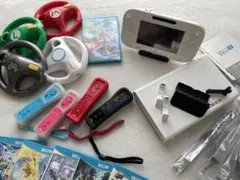 wiiU ファミリーパック コントローラー4本 ソフト6本 ハンドルセット