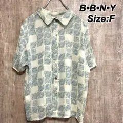 B.B.N.Y 半袖シャツ　ベージュx花柄　FREE SIZE