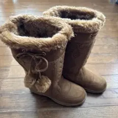 Item thumbnail for item 716dee04-d07e-4d03-8bcb-6af4cbf63455