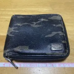 DOLCE &GABB ANA二つ折り財布 ブラック・迷彩、革財布、コンパクト