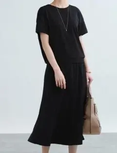 インディヴィ 女っぷり微光沢とろみブラウス×マーメイドスカート2点セットアップ黒