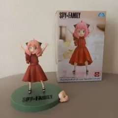 SPY×FAMILYプレミアムフィギュア　アーニャ・フォージャー パーティー