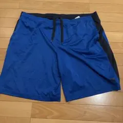 adidas ハーフパンツ　トレーニング