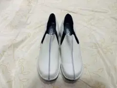 【新品】ELENAS byエンチャンテッド本革センターシームスリッポンシューズ