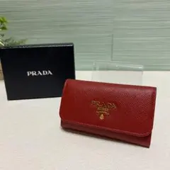PRADA 未使用近 赤 6連 キーケース サフィアーノ メタル
