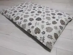 長座布団カバー 綿100％ 68X120㎝ モンステラ柄 OW