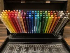 UNI色鉛筆 100色