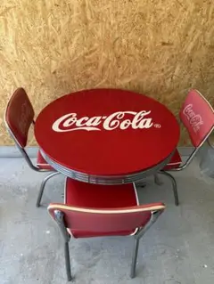 Coca-Cola　コカ・コーラ　テーブル　机　椅子【引取限定】 Coca-Cola コカ・コーラ テーブル 机 椅子【引取限定】 - メルカリ