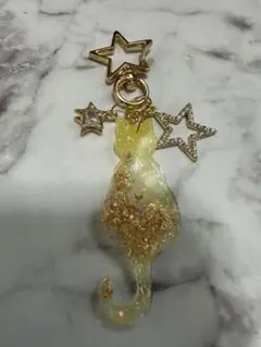 ★イエローさん★ 猫　レジン　ハンドメイド　ねこ　ネコ
