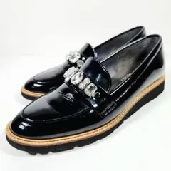 Item thumbnail for item 6c5a672e-80e6-4a7c-ae59-b2e094ef4abc