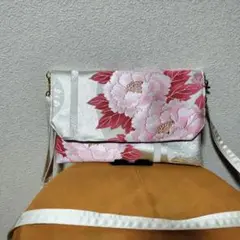 Item thumbnail for item 0305937d-6865-4a52-b1d8-41649387704c