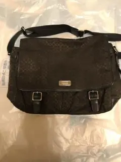 COACH ショルダーバッグ シグネチャー キャンバス 斜め掛け
