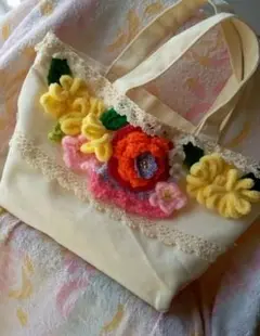 手編み　花モチーフのミニトートバッグ　キャンバス　ハンドメイド