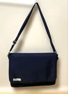 中古　ネイビー　紺　バッグ