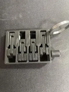 可動式エンジンキーホルダー