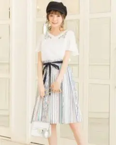 【未使用】レッセパッセ　 フラワーストライプスカート