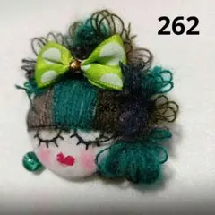 No.262ブローチ:ハンドメイド:クルミボタン:フェイス:ドール