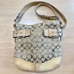 COACH ベージュ ロゴ柄 ショルダーバッグ