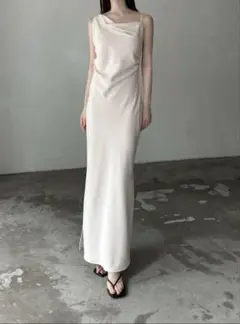 【新品未使用】maison celon アシンメトリーワンピース ivory