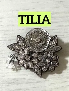 未使用　チリア　ビーズ　ブローチ tilia チリア わんちゃんブローチ 田川啓二 ビーズ刺繍 - メルカリ