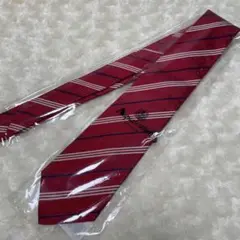 Aquascutumアクアスキュータム 新品タグ付き　ネクタイ　レッドストライプ