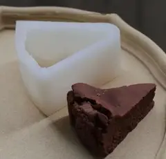 シリコンモールド　ケーキ