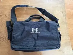 UNDER ARMOUR ボストンバッグ ブラック