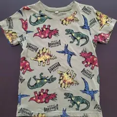 恐竜柄　オリーブグリーンTシャツ　130cm
