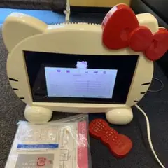 ☆ハローキティ☆ アップル型液晶カラーテレビ　9.6インチ【ジャンク品】 サンリオ オリジナル家電 ハローキティ 9.6インチ アップル型