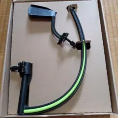 ゴルフ練習器具　HUNGERタイプ　ハンドファースト　右利き用