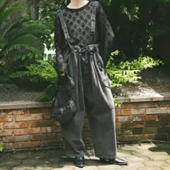 Item thumbnail for item 2abec398-36db-4ff0-ae10-4ae119f8165c