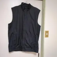 ナイキゴルフベスト 黒
