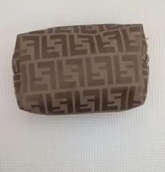 FENDI　ノベルティ　ポーチ