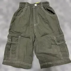 カーキ色のカーゴパンツ 4ポケット　100cm