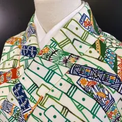 【和】9230b 着物 小紋 笛に花文様