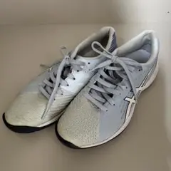 asicsテニスシューズ　ソフトテニス 24㎝