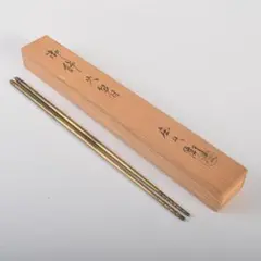 Item thumbnail for item 370145af-d1e4-4cf6-836c-0fe2a7bcd81d