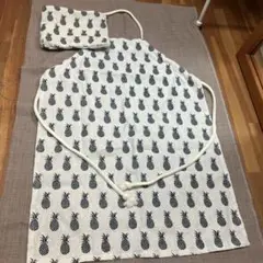 パイナップル柄 キッズエプロン ポーチ付き