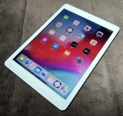 Item thumbnail for item 448f8fc8-6d02-48fe-a5b8-dbab065a3504