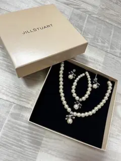 JILLSTUART アクセサリー ネックレスとブレスレットとピアスの3点セット