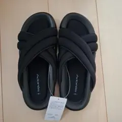 サンダル　黒