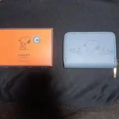 SNOOPY WALLET スヌーピーウォレット 新品　未使用　箱あり