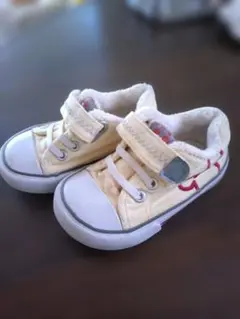 Item thumbnail for item 74a700c3-4985-42b4-a8fe-7534445f25be