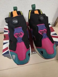 XGIRL INSTA PUMP FURY Reebok×X-girlコラボ