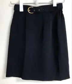 ネイビー タイトスカート ゴールドバックル付き