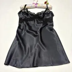 [新品未使用] Victoria’s Secret 黒サテン レースキャミソール